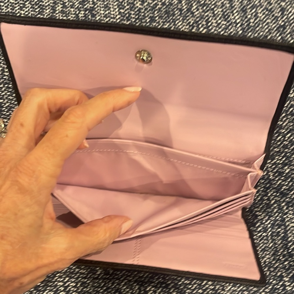 Coach Black Ladies Leather Wallet with Pink Trim EUC - Picture 4 of 12